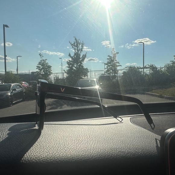 Gentle monster Sunglasses with Gold Accent - Picture 1 of 4